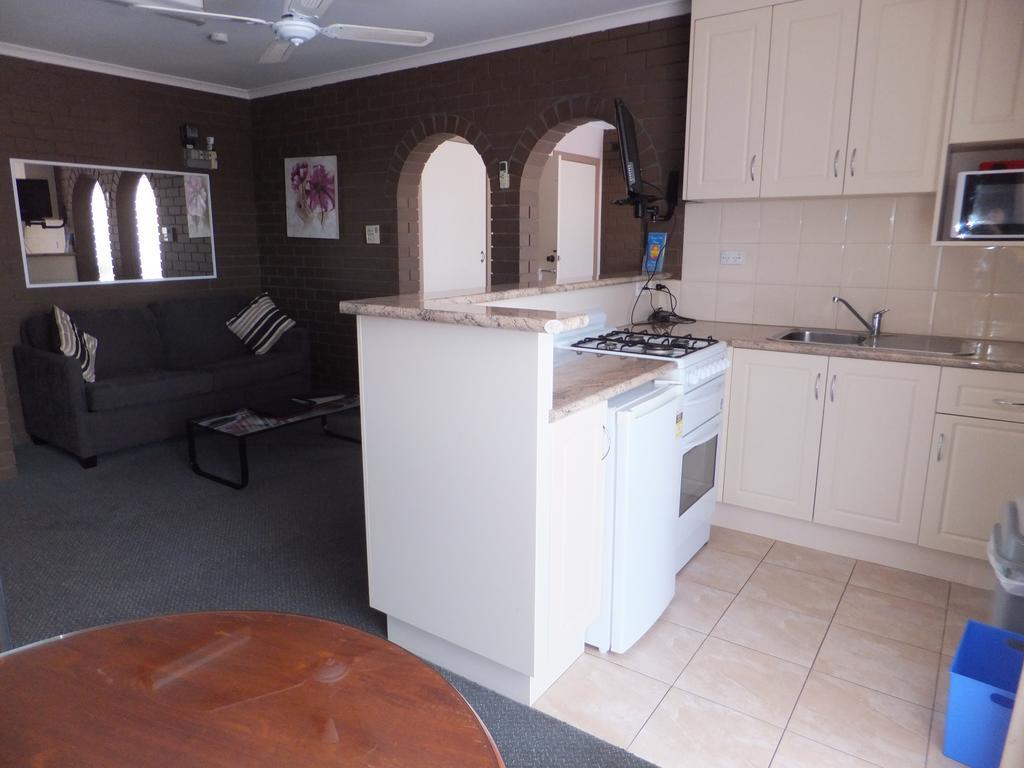 Paradise Holiday Apartments Lake Bunga ภายนอก รูปภาพ