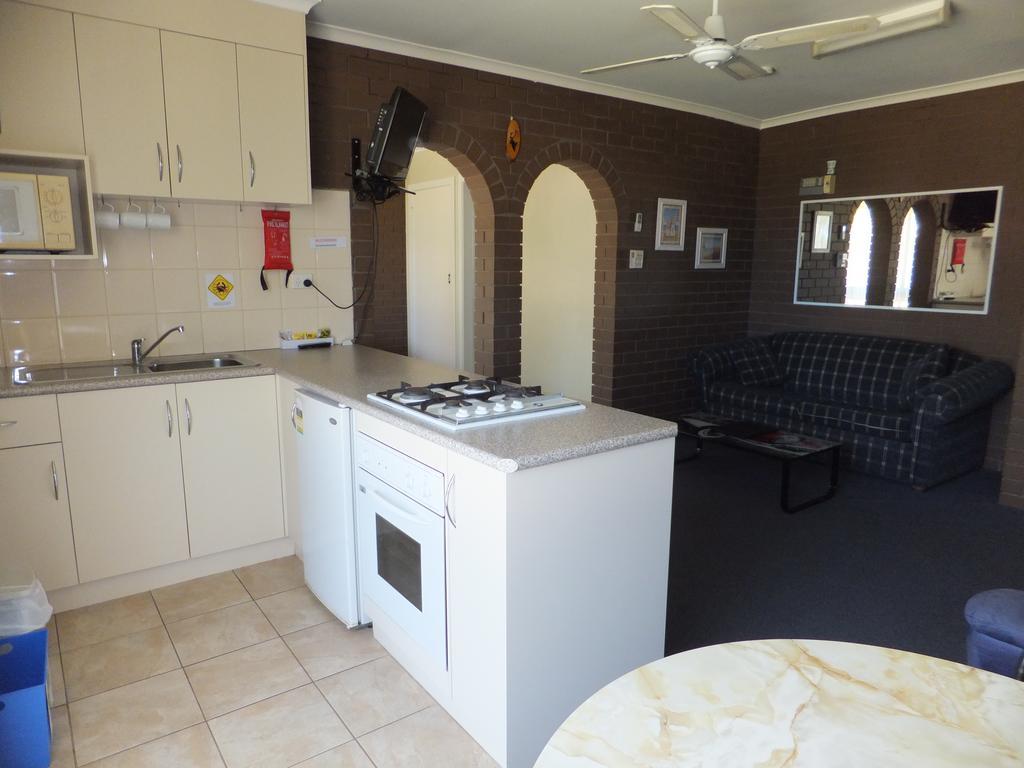 Paradise Holiday Apartments Lake Bunga ภายนอก รูปภาพ