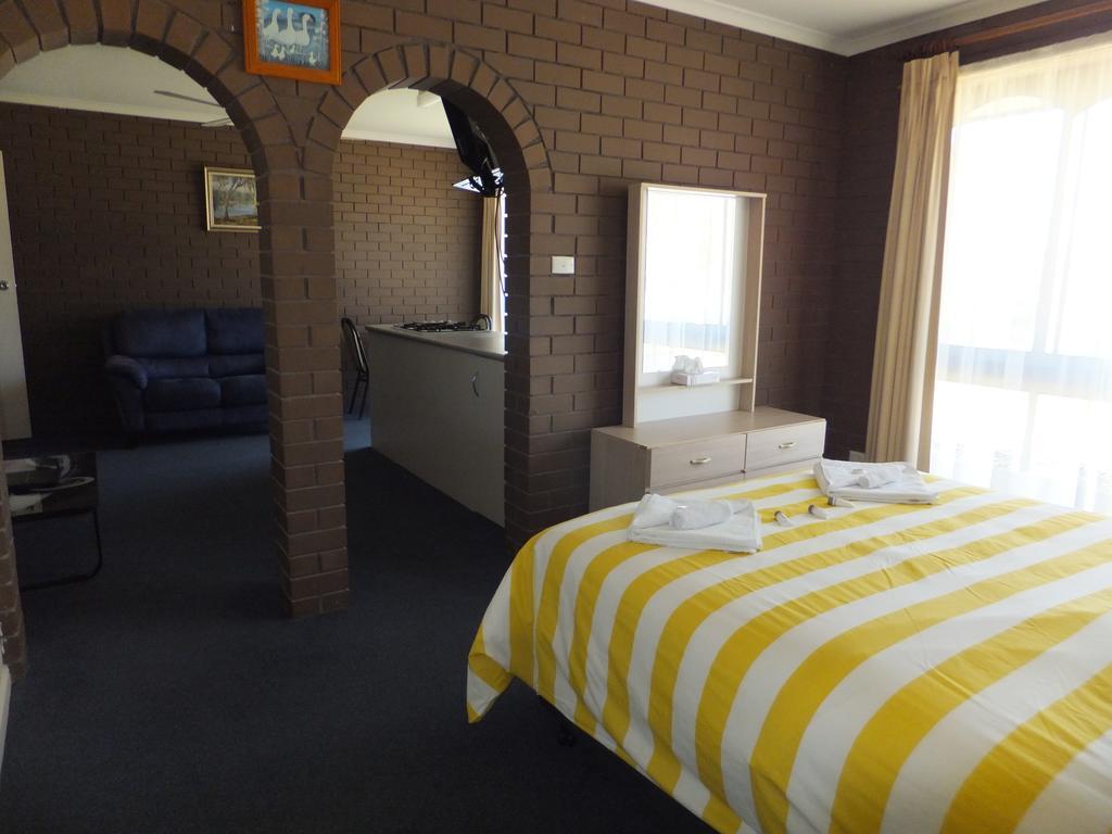 Paradise Holiday Apartments Lake Bunga ภายนอก รูปภาพ